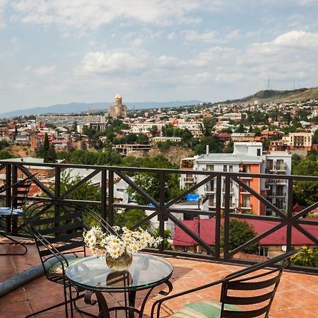 Caravan Villa Tbilisi Exterior photo